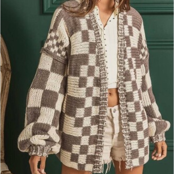 BIBI Oversized Chunky Grey and White Checkered Boyfriend Cardigan, Size Small - Picture 2 of 16